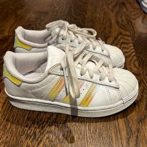Kids Adidas superstars